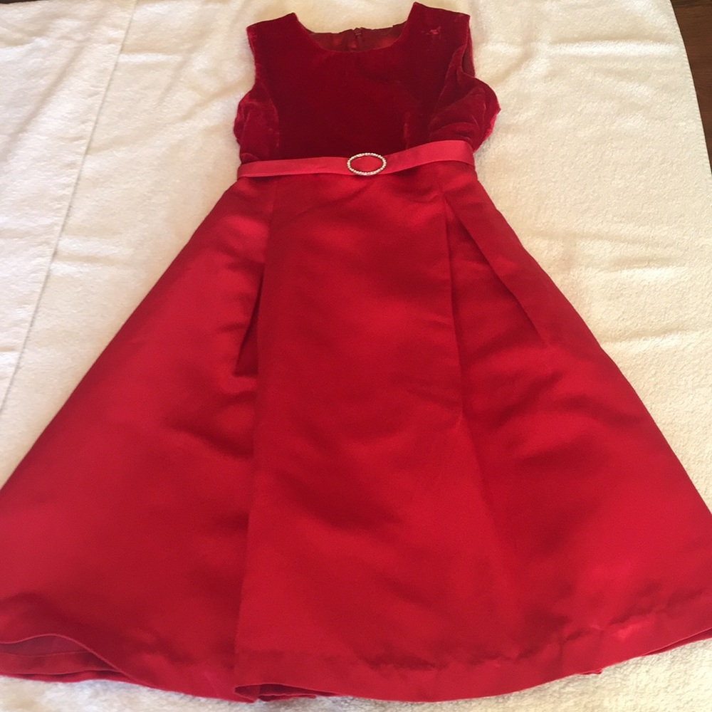 Girls size 8 Children’s Place dress
